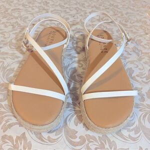Journee Collection Sandals Wrap Around Ankle Strap White Vegan Leather Sz 6.5